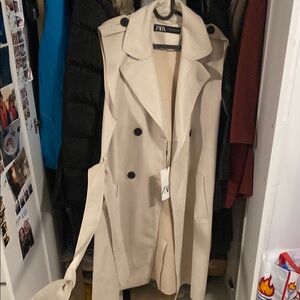 Zara Cream Trench Coat with Belted Design